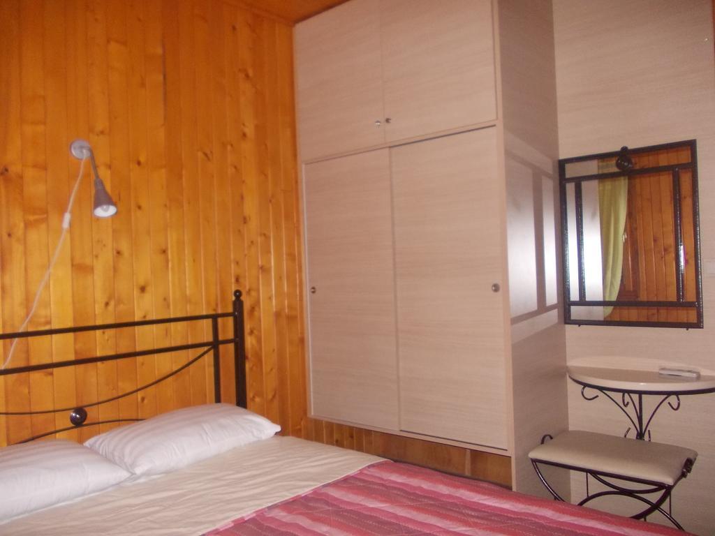 Wooden Nest Apartment Akhladherí Cameră foto